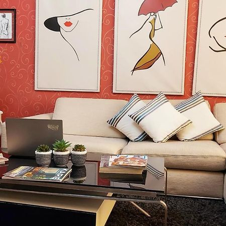 Spacious Family-Friendly Apartment In The Heart Of Bllok Tirana Exteriér fotografie