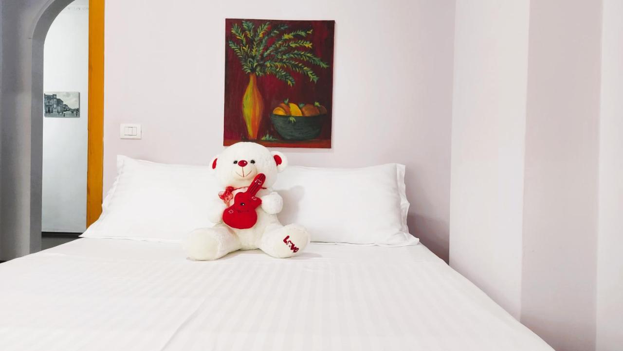 Spacious Family-Friendly Apartment In The Heart Of Bllok Tirana Exteriér fotografie